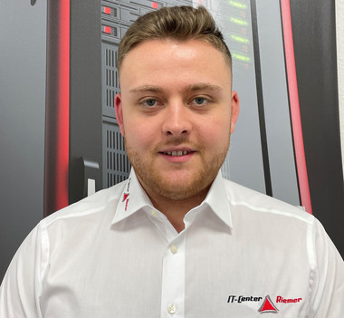 EIN NEUES GESICHT IM TEAM RIEMER