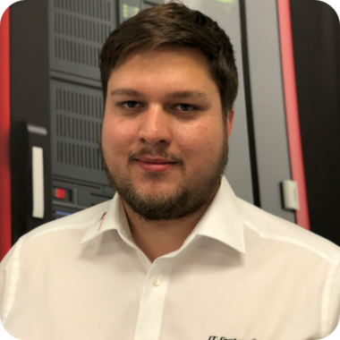 EIN NEUES GESICHT IM TEAM RIEMER! 